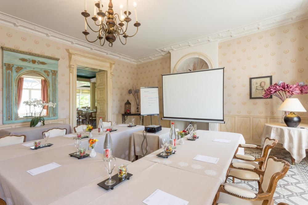 Hotel-Restaurant Ricordeau Loué エクステリア 写真