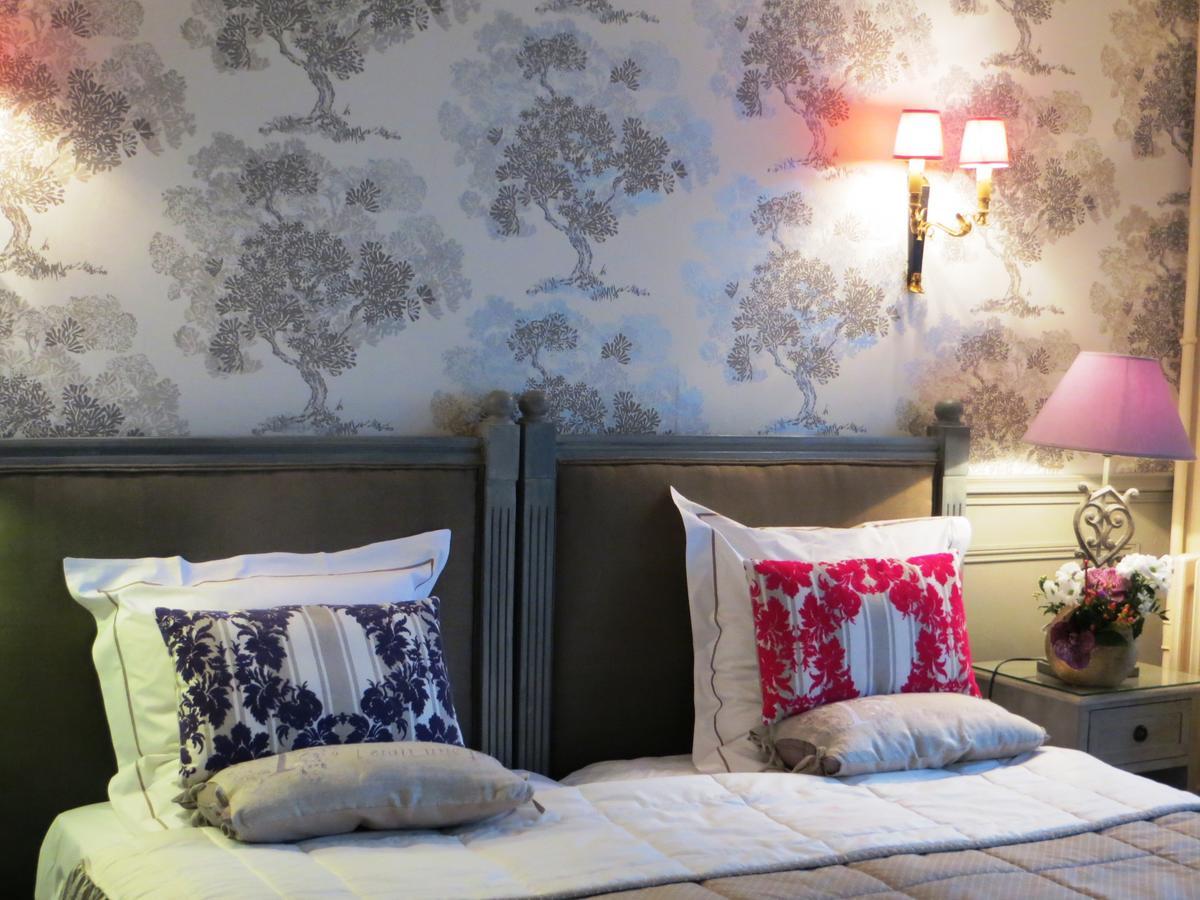 Hotel-Restaurant Ricordeau Loué エクステリア 写真